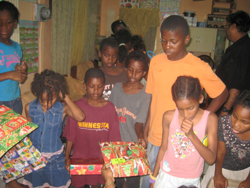 Gift For Life Foundation Christmas Day 2009 photograph 1
