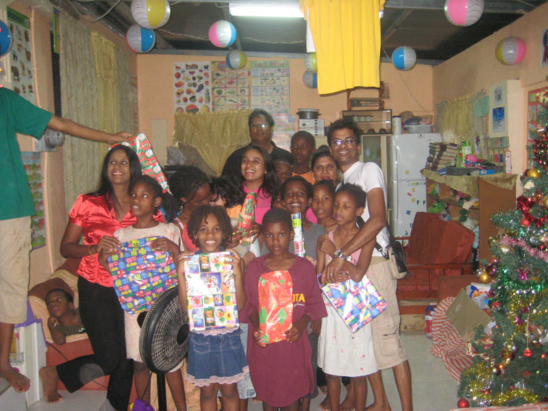 Gift For Life Foundation Christmas Day 2009 photograph 9