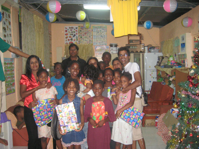 Gift For Life Foundation Christmas Day 2009 photograph 11