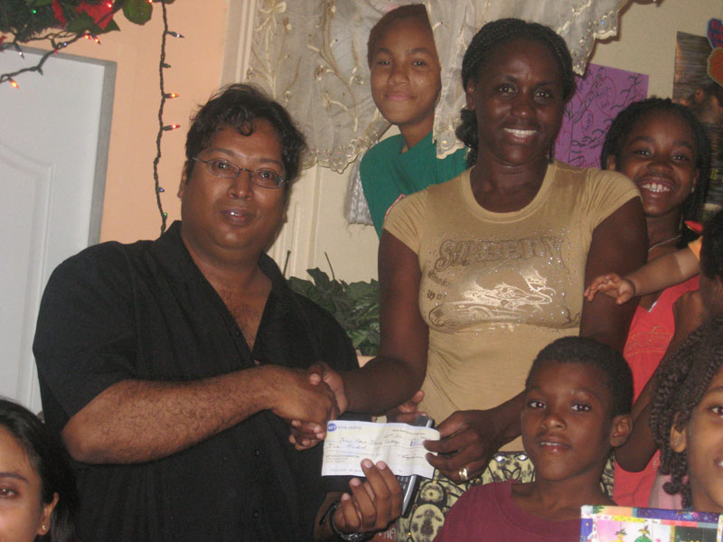 Gift For Life Foundation Christmas Day 2009 photograph 17