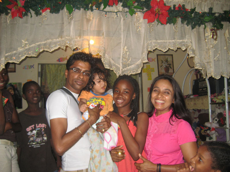 Gift For Life Foundation Christmas Day 2009 photograph 24
