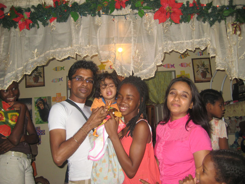 Gift For Life Foundation Christmas Day 2009 photograph 25