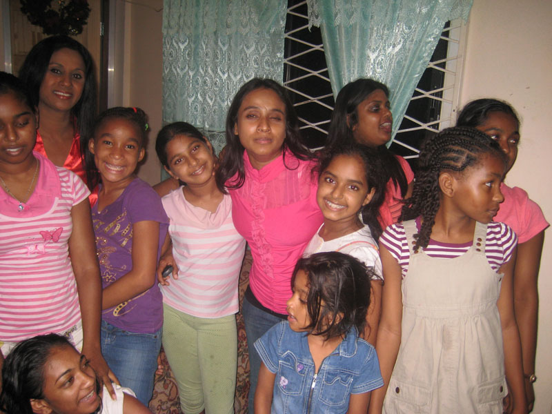 Gift For Life Foundation Christmas Day 2009 photograph 33