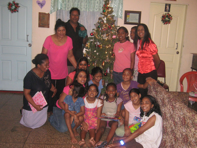 Gift For Life Foundation Christmas Day 2009 photograph 41