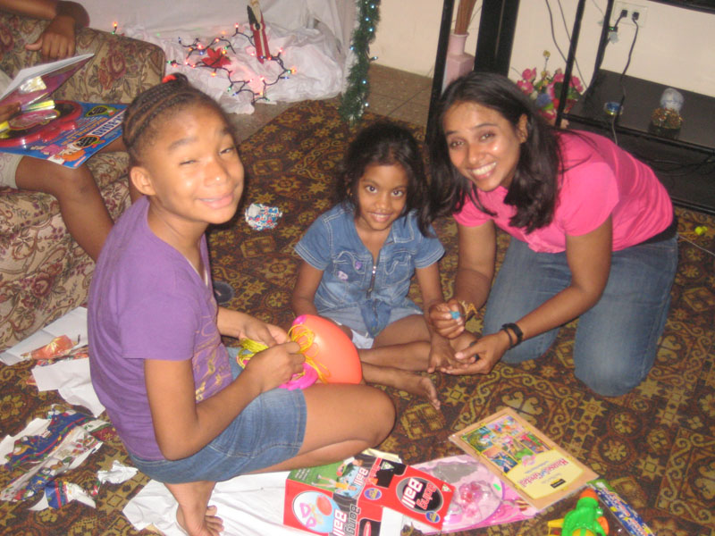 Gift For Life Foundation Christmas Day 2009 photograph 44
