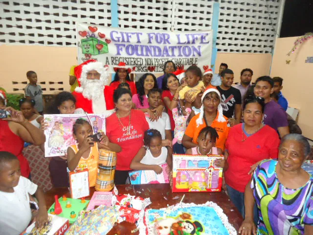 Photograph 97 from Christmas Motorcade 2014