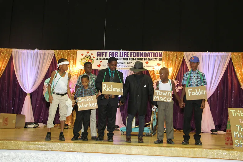 Photograph 40 from Gift For Life Foundation Takes The Children To Stage
