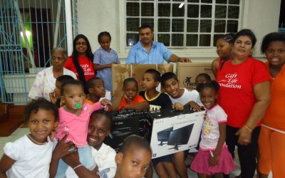 GFLF takes Computer WorkStations to 5 Homes : Feedback