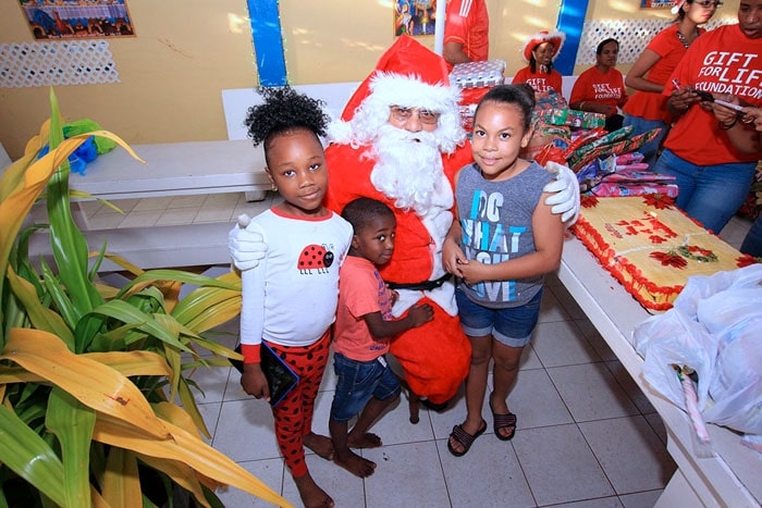 GFLF Sacrifices December 2016 to More Than 1000 Children